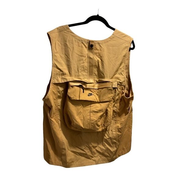 NIKE Sportswear Tech Pack Men's Vest - Picture 11 of 11